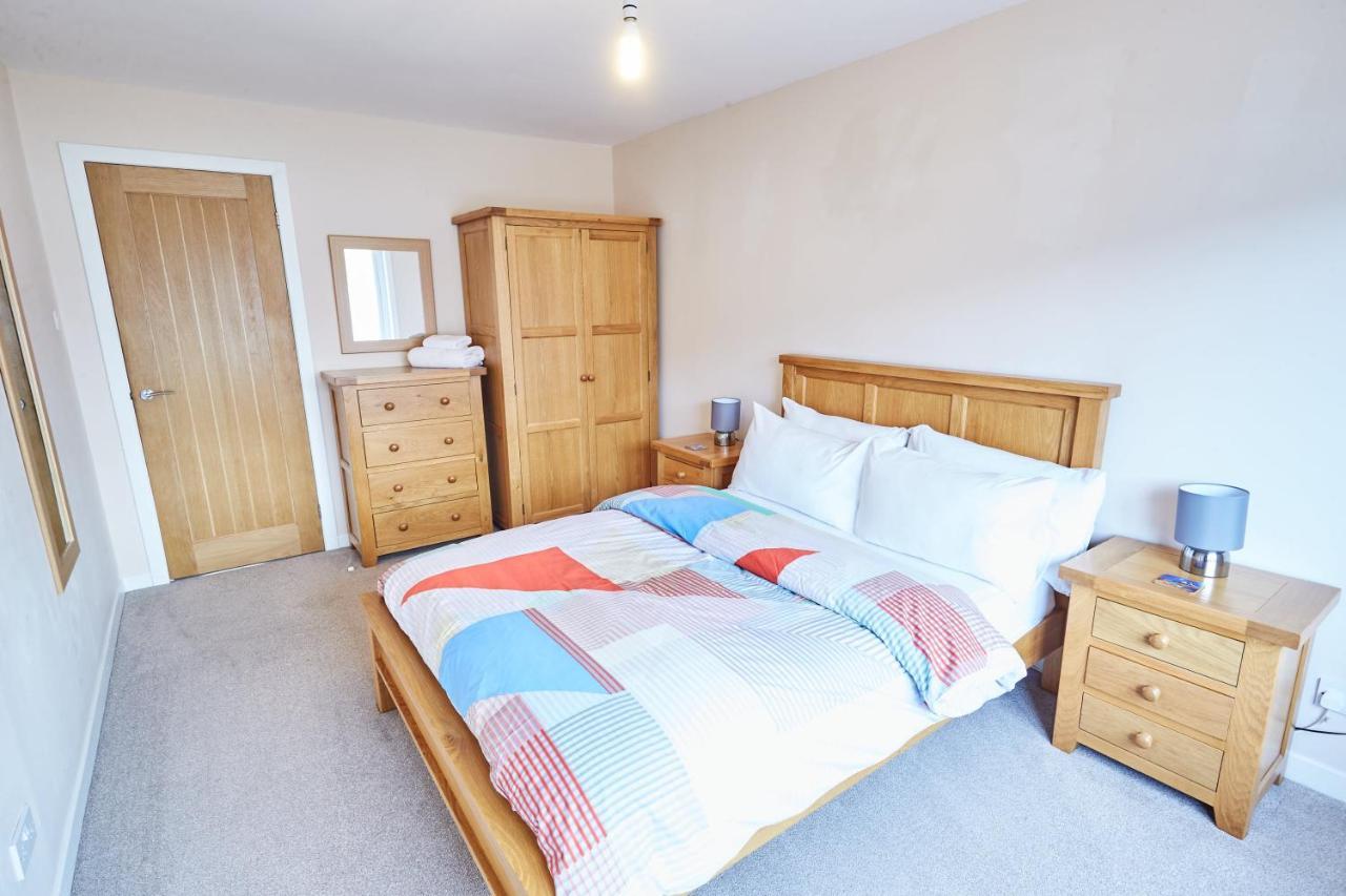 Etive, Beautiful Lochside Apartment With Balcony Fort William Exterior foto